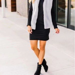 Pink Lily NWT - Take my Advice Plush Vest - M